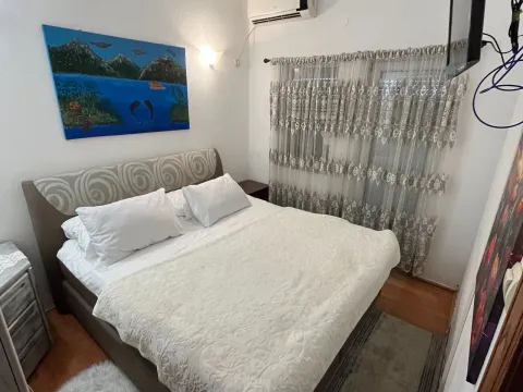 Prodaja, kuća, 200m², Donja Gorica, Podgorica - image 19