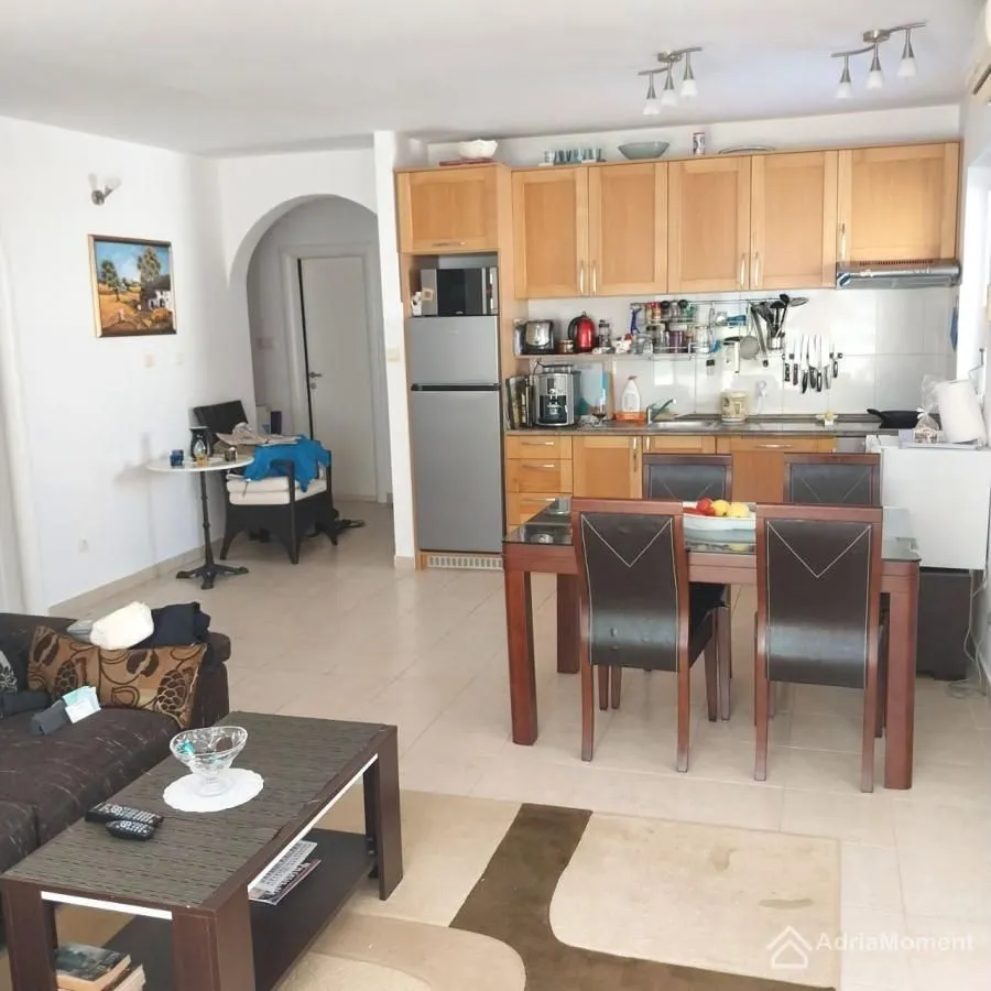 Prodaja, dvosoban stan, 82m², Muo, Kotor