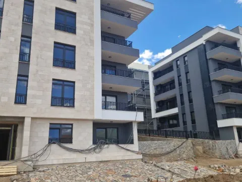 Prodaja, dvosoban stan, 52m², Podgorica, Crna Gora