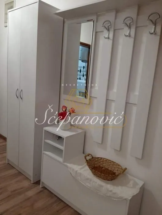 Prodaja, trosoban stan, 57m², Detelinara, Novi Sad Sve Podlokacije