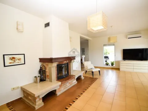 Prodaja, kuća, 250m², Podgorica, Crna Gora - image 16