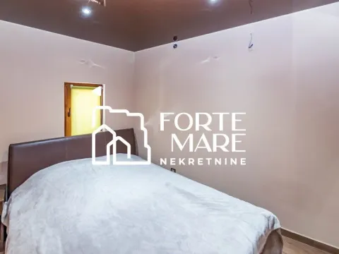 Prodaja, kuća, 226m², Bijela, Herceg Novi - image 9