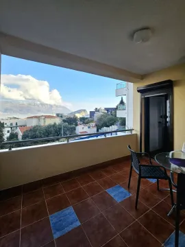 Izdavanje, trosoban stan, 100m², Gospoština, Budva - image 9