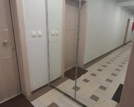 Prodaja, dvosoban stan, 80m², Centar, Bar - image 4