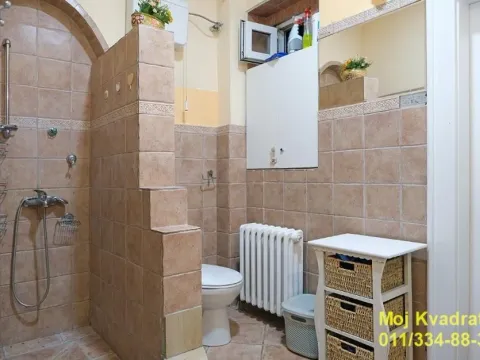 Sale, three bedroom apartment, 105m², Stari Grad, Beograd - image 12