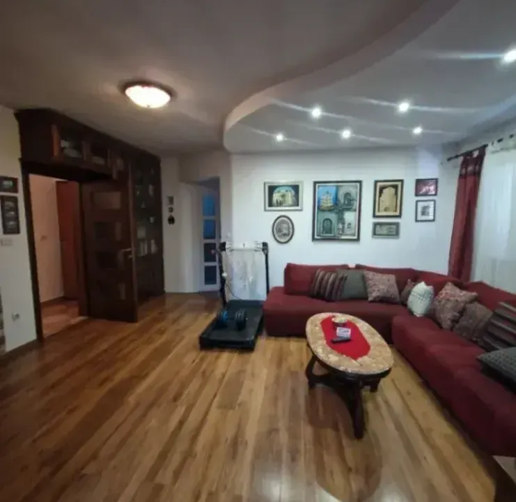 Izdavanje, kuća, 94m², Murtovina, Podgorica