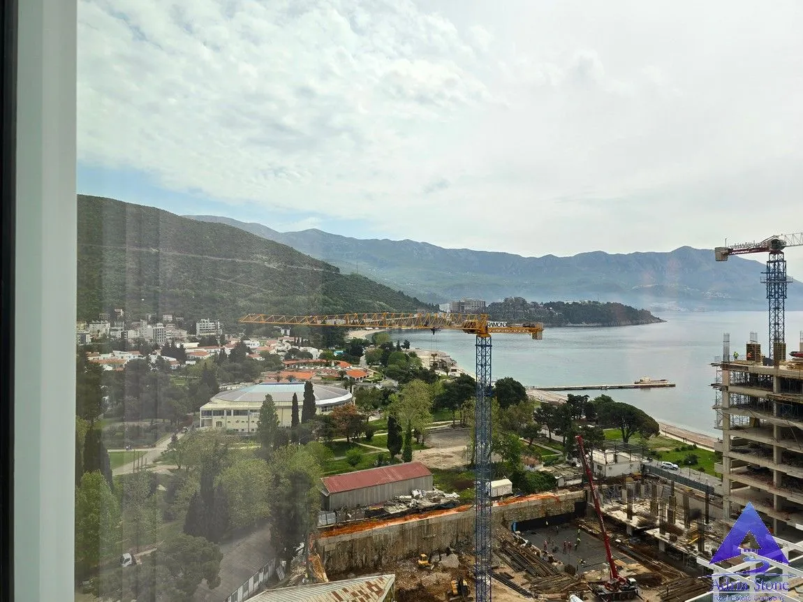 Prodaja, dvosoban stan, 77m², Centar, Budva