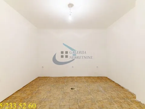 Izdavanje, poslovni prostor, 200m², Skadarlija, Beograd - image 14