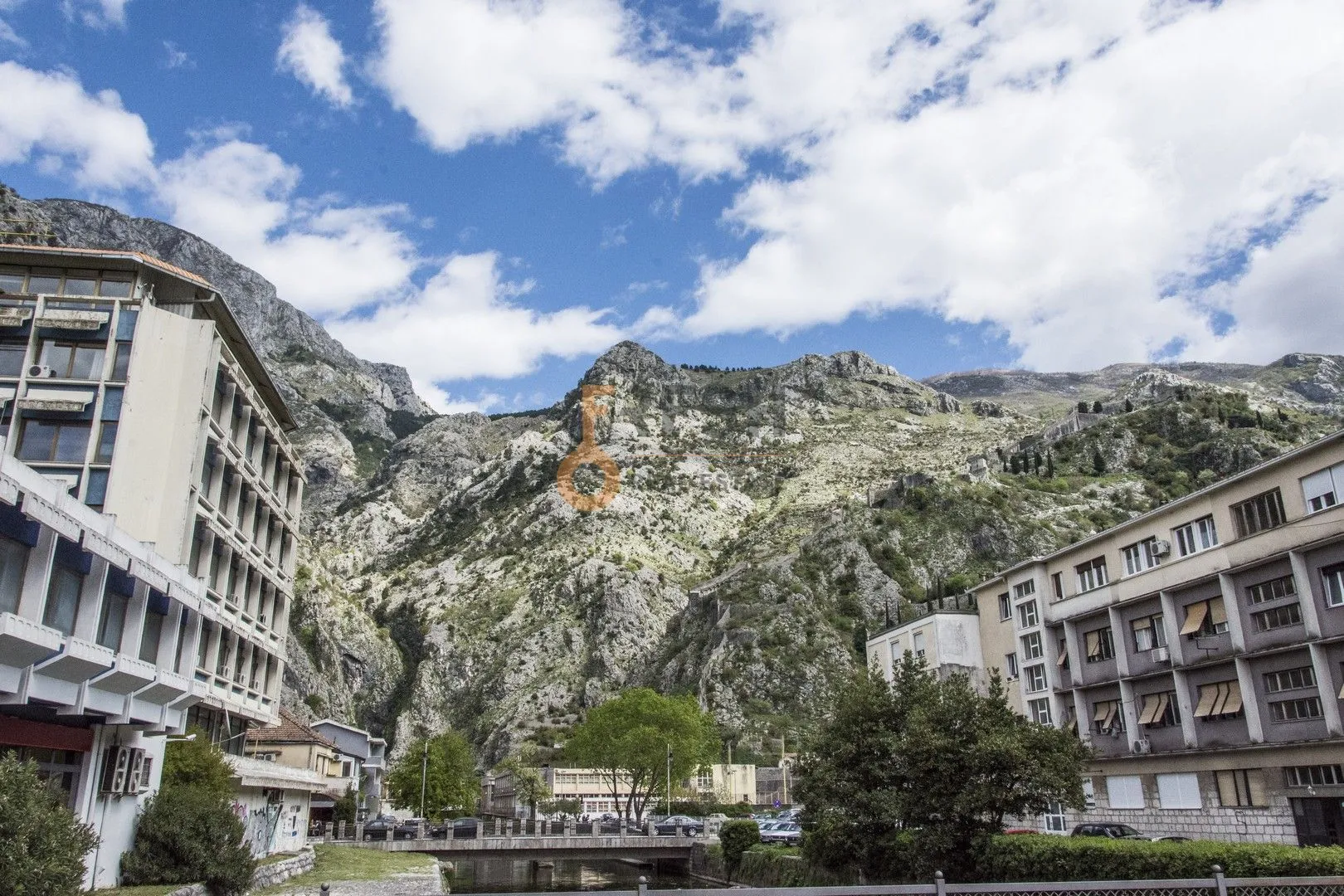 Prodaja, ugostiteljski objekat, 3800m², Kotor, Crna Gora