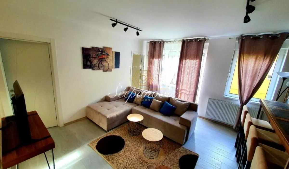 Rent, apartment, 57m², Centar, Novi Sad