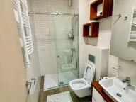 Izdavanje, trosoban stan, 100m², City Kvart, Podgorica - image 9
