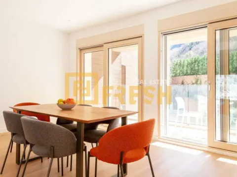 Prodaja, četvorosoban stan, 253m², Kotor, Crna Gora - image 29