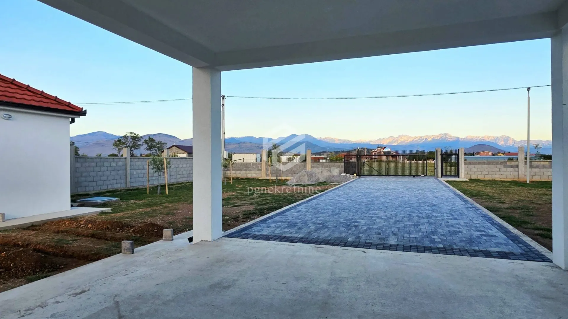 Izdavanje, kuća, 190m², Golubac, Srbija