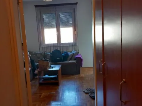 Izdavanje, garsonjera, 28m², Bulevar Oslobodjenja, Novi Sad Sve Podlokacije - image 2