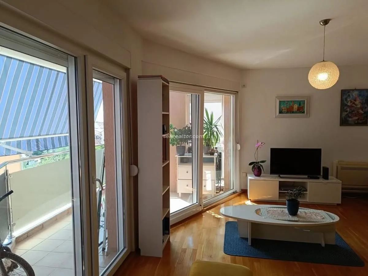 Rent, two bedroom apartment, 81m², Tivat, Crna Gora