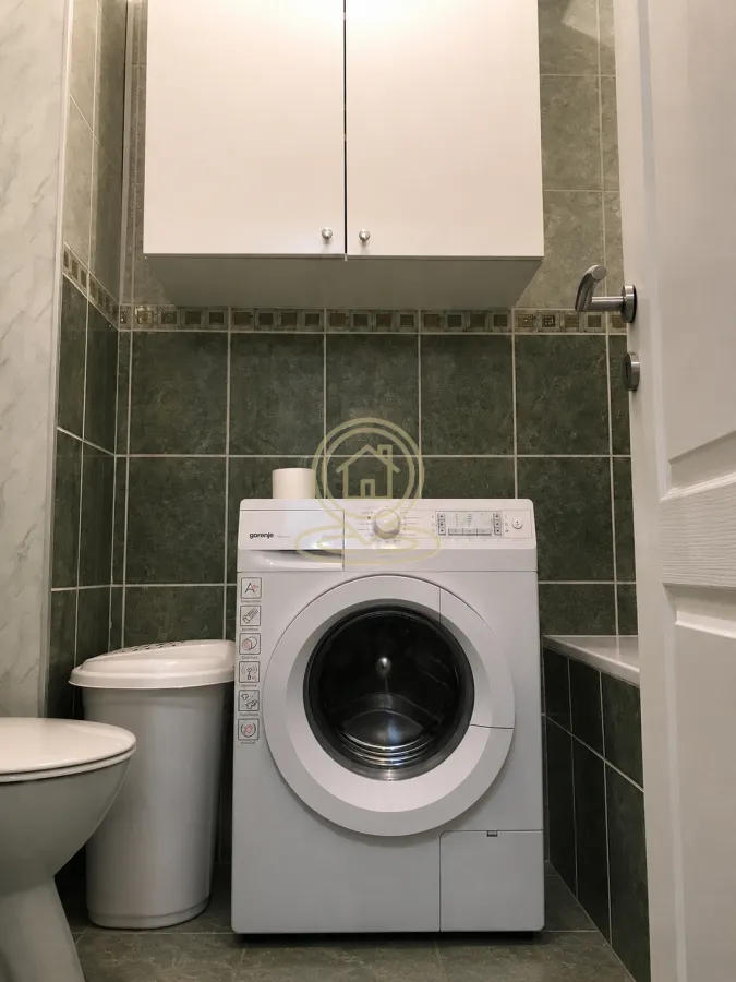 Izdavanje, dvosoban stan, 45m², Sajmište, Novi Sad