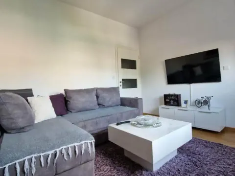 Rent, one bedroom apartment, 46m², Stari Aerodrom, Podgorica - image 10