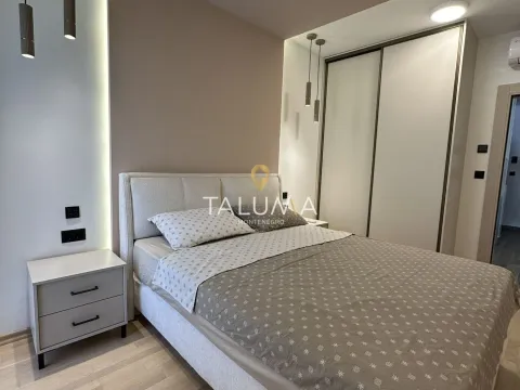 Rent, two bedroom apartment, 68m², Pobrežje, Podgorica - image 9