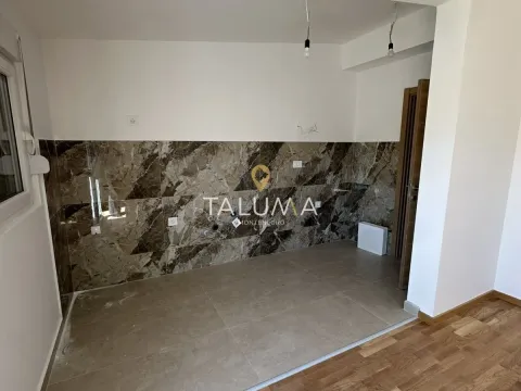 Sale, two bedroom apartment, 84m², Zagorič, Podgorica - image 3