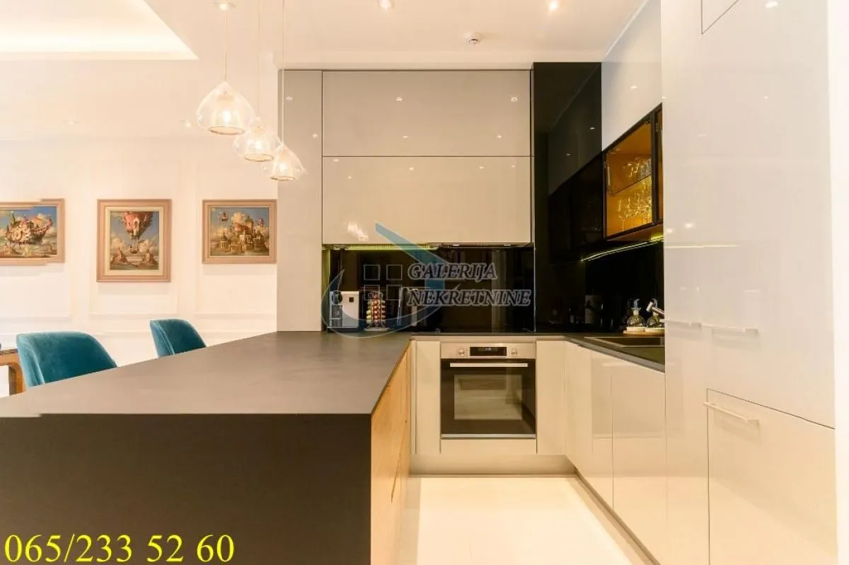 Sale, two bedroom apartment, 131m², Savski Venac, Beograd