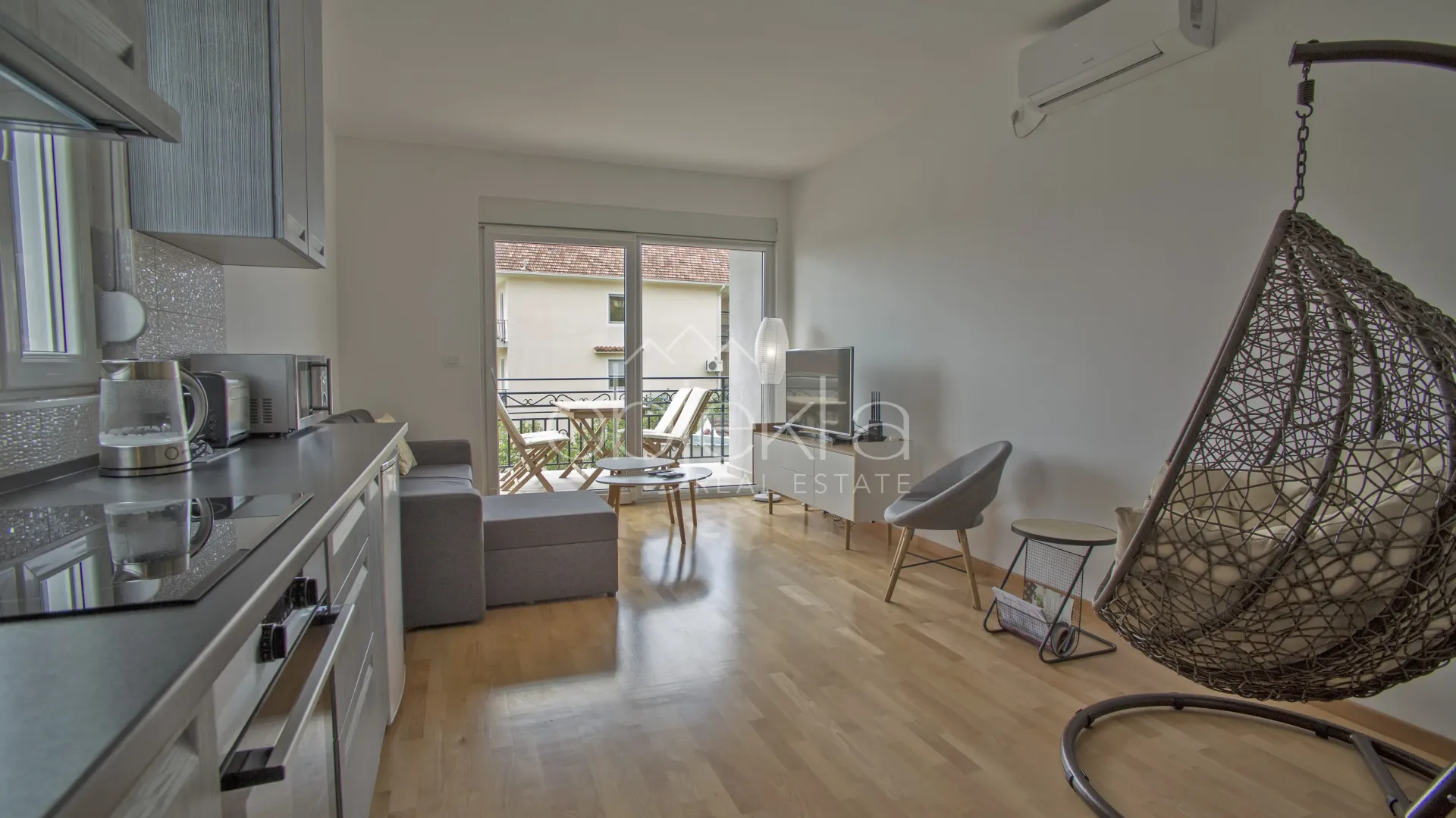 Sale, apartment, 53m², Tivat, Crna Gora