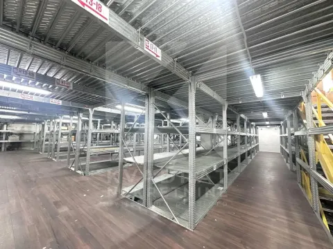 Rent, office space, 1850m², Zabjelo, Podgorica - image 15