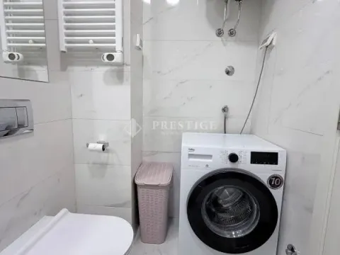 Rent, one bedroom apartment, 50m², Central Point, Podgorica - image 11