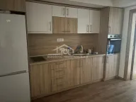 Prodaja, kuća, 250m², Petlovo Brdo, Beograd - image 2