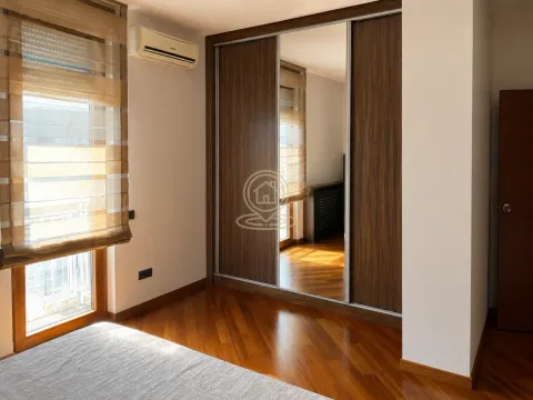 Rent, four bedroom apartment, 119m², Vračar Hram, Vračar Sve Podlokacije - image 4