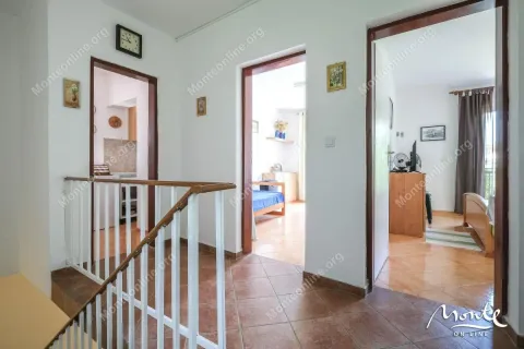 Prodaja, kuća, 116m², Tivat, Crna Gora - image 24