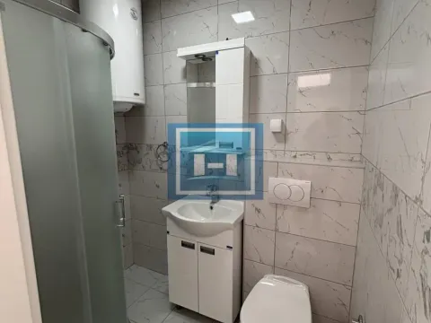 Prodaja, trosoban stan, 107m², Centar, Jagodina - image 32