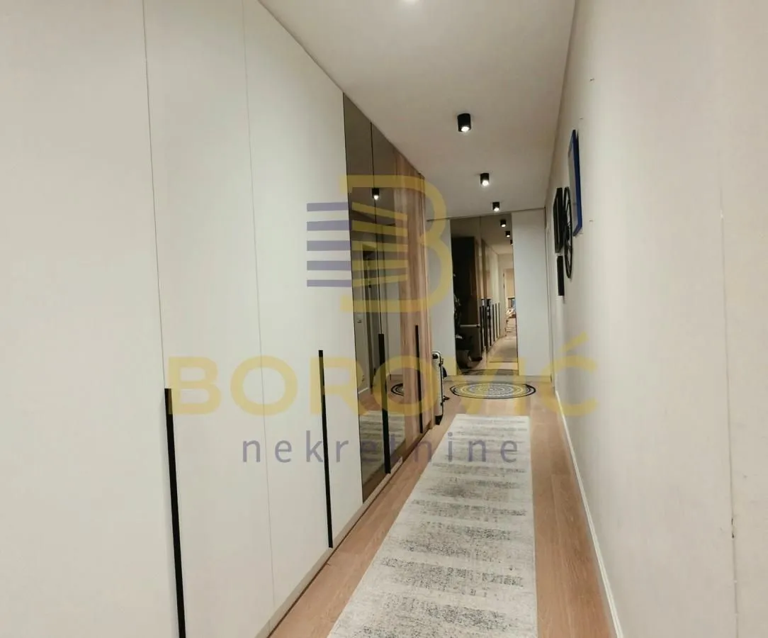 Prodaja, četvorosoban stan, 116m², Novi Beograd Blok 9, Novi Beograd Sve Podlokacije