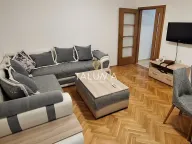 Izdavanje, dvosoban stan, 70m², Tološi, Podgorica - image 1