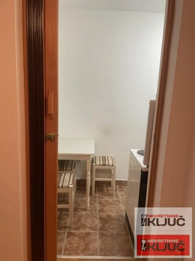 Izdavanje, garsonjera, 25m², Nova Detelinara, Novi Sad Sve Podlokacije