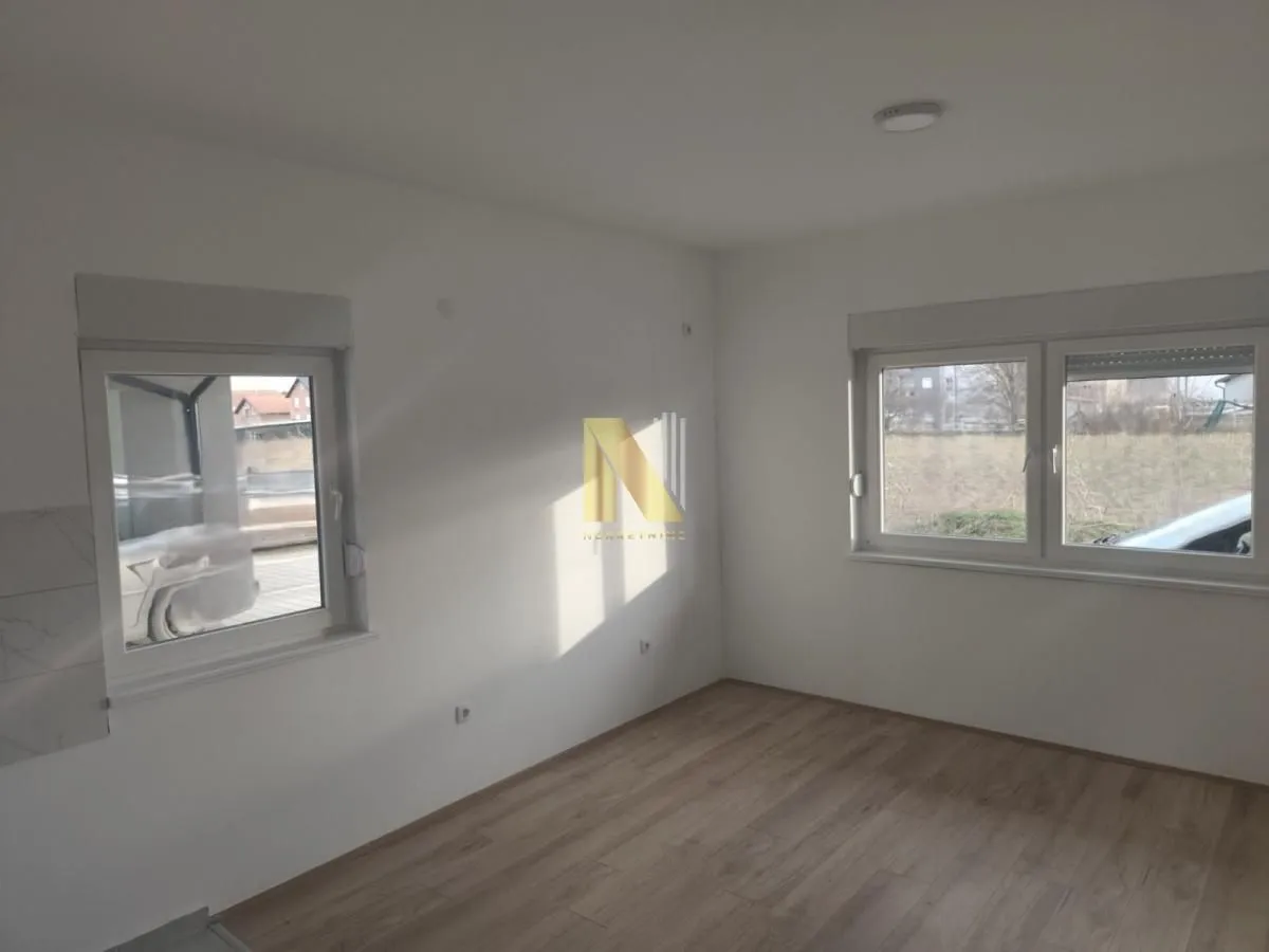 Prodaja, garsonjera, 23m², Adice, Novi Sad Sve Podlokacije