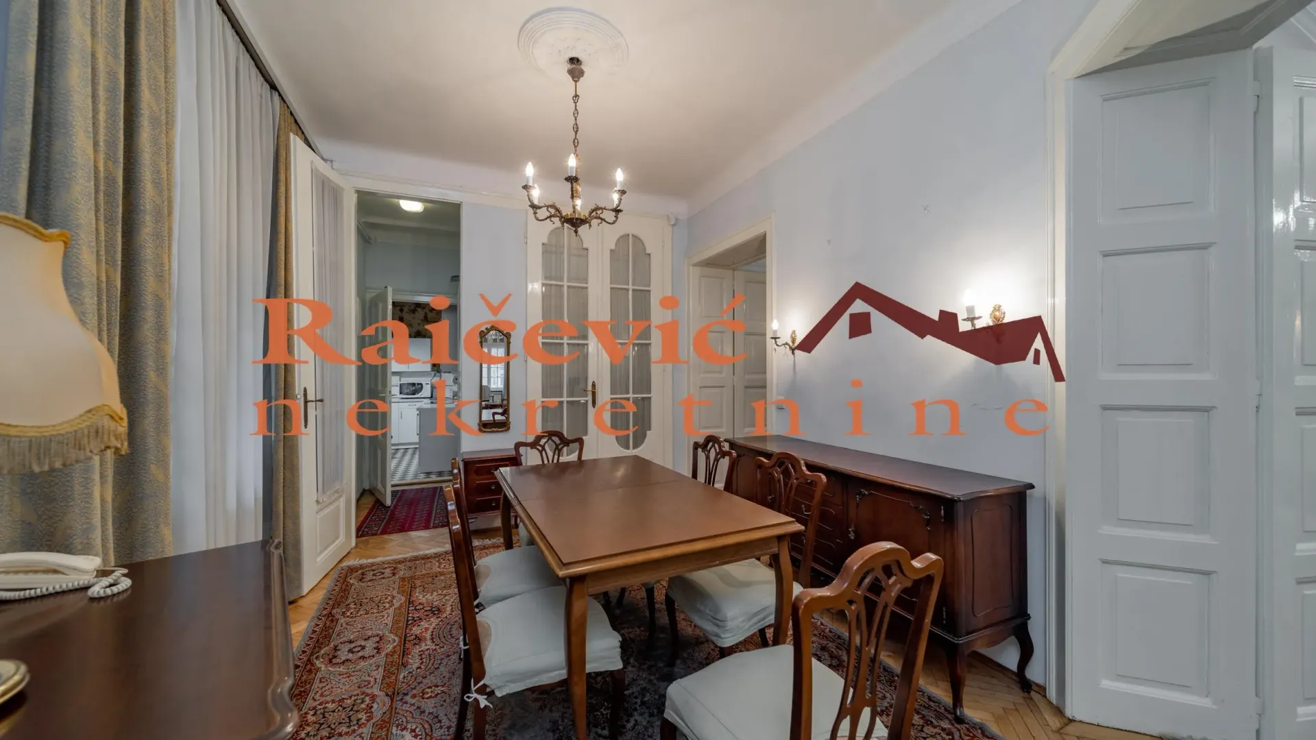 Prodaja, četvorosoban stan, 120m², Stari Grad, Beograd