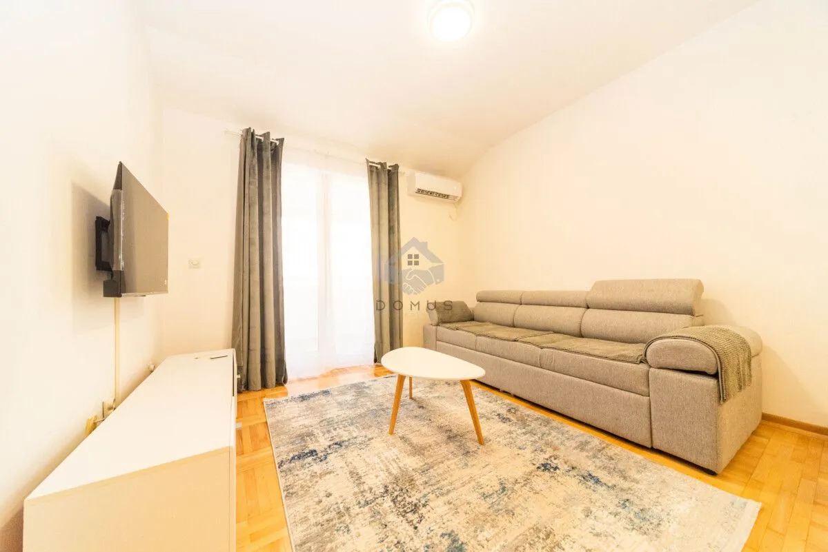 Rent, two bedroom apartment, 65m², Stari Aerodrom, Podgorica
