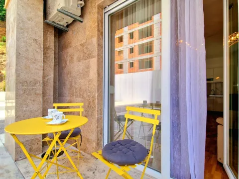 Sale, one bedroom apartment, 42m², Bečići, Budva - image 22