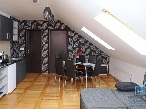 Sale, two bedroom apartment, 43m², Kopaonik, Srbija - image 2