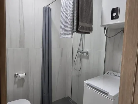 Prodaja, jednosoban stan, 42m², Seljanovo, Tivat - image 4