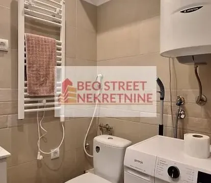Rent, three bedroom apartment, 70m², Zeleno Brdo, Zvezdara Sve Podlokacije - image 9