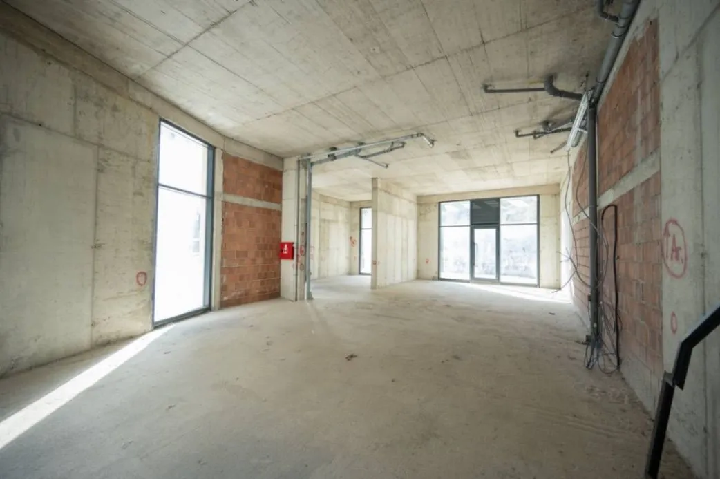 Rent, office space, 126m², Ljubović, Podgorica