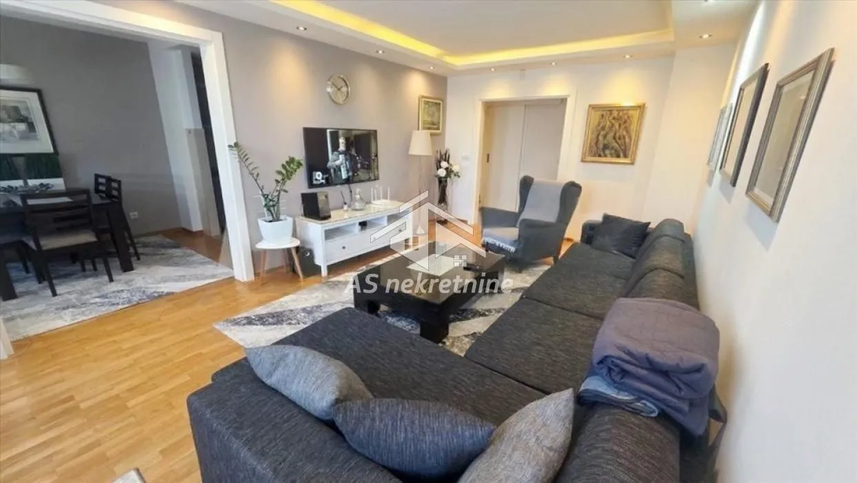 Rent, apartment, 120m², Cerak, Beograd