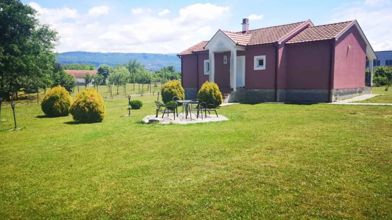 Sale, house, 100m², Danilovgrad, Crna Gora