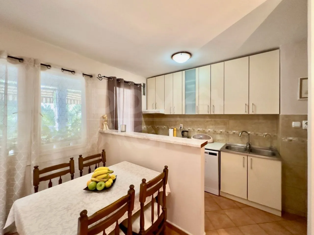 Prodaja, dvosoban stan, 65m², Seljanovo, Tivat