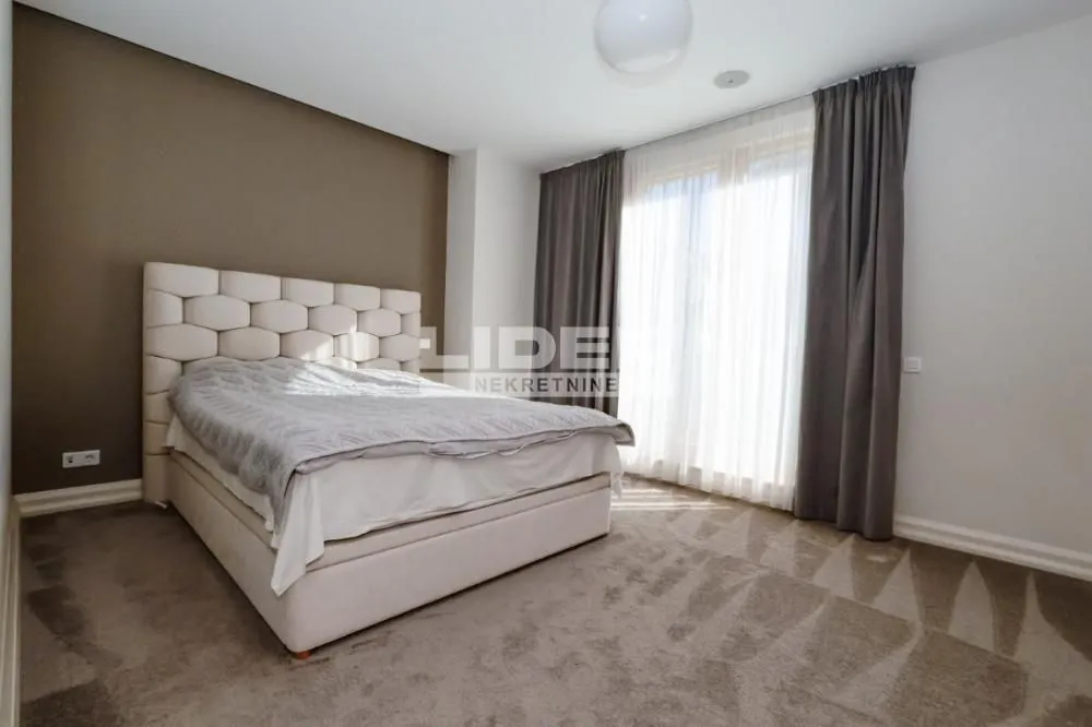 Prodaja, kuća, 279m², Košutnjak, Beograd