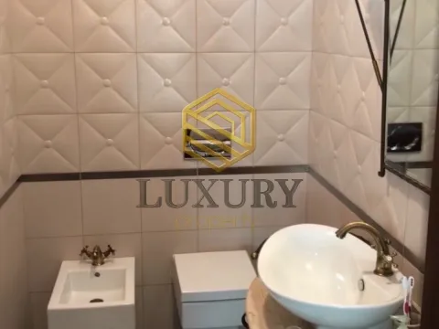 Rent, house, 230m², Bečići, Budva - image 3