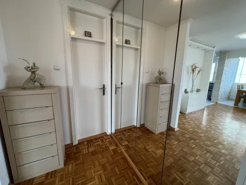 Prodaja, dvosoban stan, 60m², Bulevar Oslobodjenja, Novi Sad Sve Podlokacije - image 10