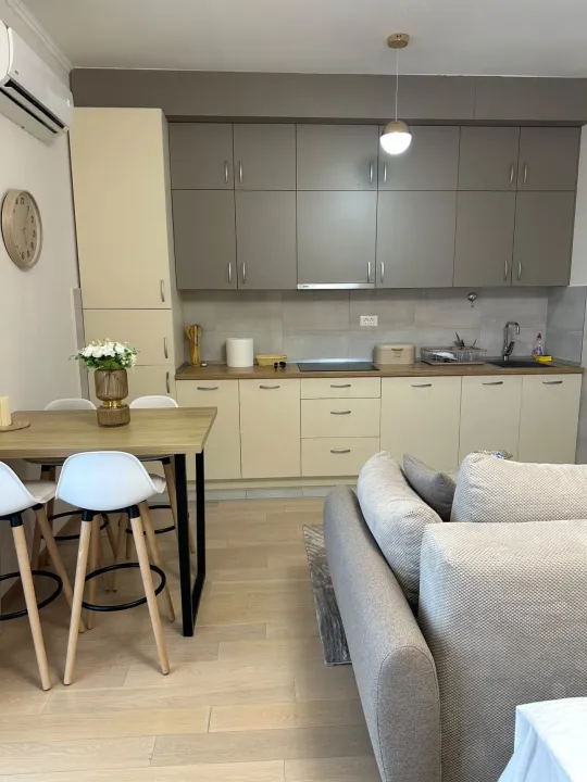 Rent, studio apartment, 32m², Bečići, Budva