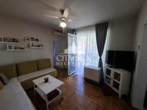 Prodaja, četvorosoban stan, 55m², Centar Sve Podlokacije, Beograd - image 2